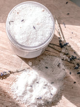 Load image into Gallery viewer, SPA DAY BATH SALTS 10 oz JAR