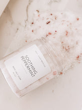 Load image into Gallery viewer, SOOTHING PEPPERMINT BATH SALTS 10oz JAR